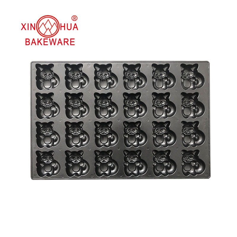 New design cake mould industrial non-stick squirrel shape baking pan