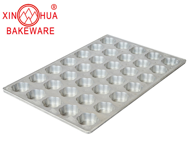 Metal Aluminum steel baking tray 35multi-link cake pan aluminum non-stick pan flower shaped pan 